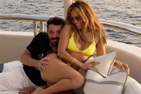 Jennifer López celebra cumpleaños de Ben Affleck compartiendo íntimo