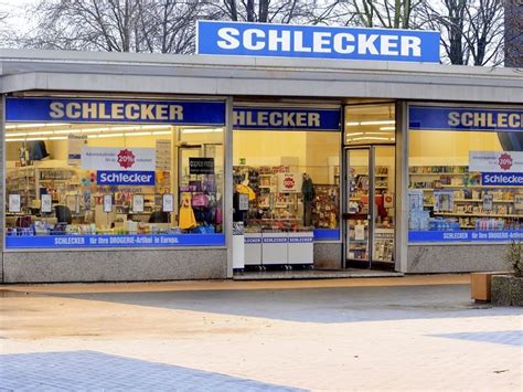 Schlecker Will Noch Mehr Filialen Schlie En