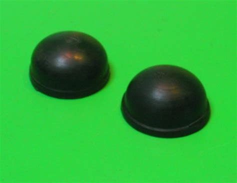 Pair Of Rubber Endcap Covers For Rear Suspension Torsion Bar For