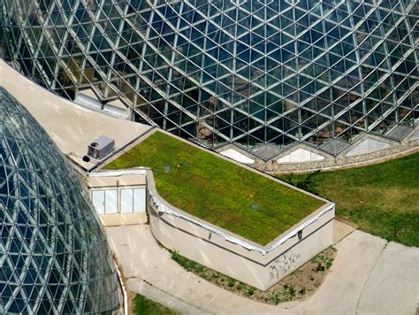 Mitchell Park Horticultural Conservatory (The Domes) - Greenroofs.com