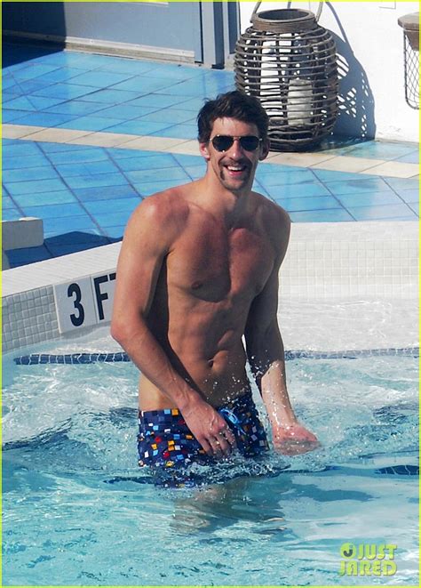 Michael Phelps Shirtless Pool Time In Miami Photo Michael