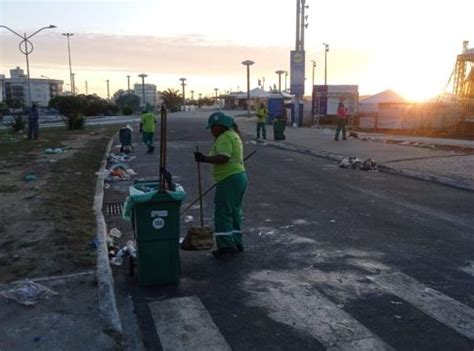 Mais de 800 toneladas de lixo são recolhidas em Cabo Frio no feriadão