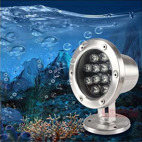 Lumière de Piscine à LED Eclairage Piscine LED Étanche IP68 Convient