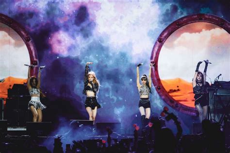 BlackPink: Performs at the 2019 Coachella -10 | GotCeleb