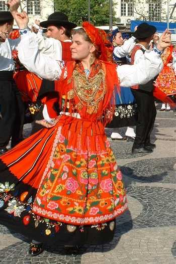 Traje Tipico Portugal Trajes Tipicos Trajes Tipicos Del Mundo