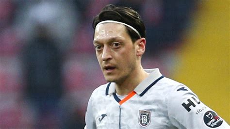 Mesut Ozil Retires From Football Aged 34 After Ex Arsenal Star S Spell