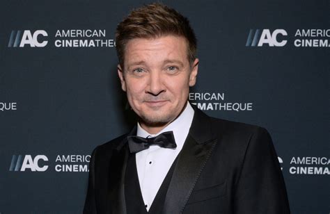 Jeremy Renner Broke More Than 30 Bones In An Accident Near His Nevada