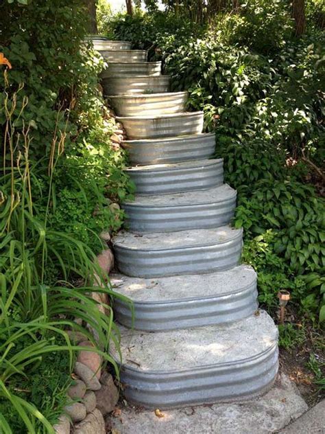 30+ Rustic Garden Decor Ideas – DECOOMO