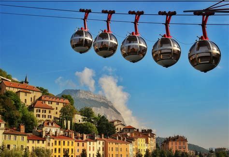 Grenoble Bastille Vue De Grenoble Et Du T L Ph Rique Dep Flickr