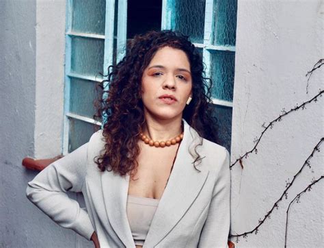 Talita Avelino Se Apresenta Na Sala Do Coro Do Teatro Castro Alves