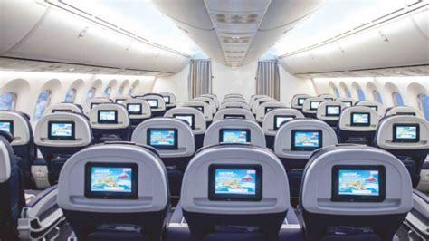 TUI Plane Seating Plan - Flightradars24.co.uk