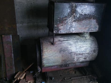 Самая эффективная буржуйка сделанная своими руками (16 фото)