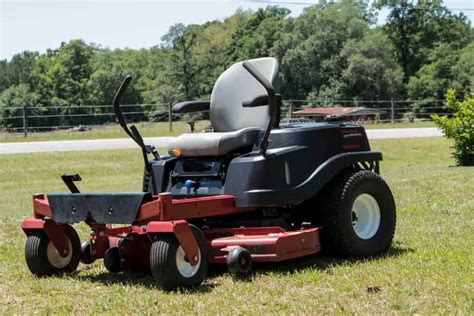 The Dangers Of Zero-Turn Lawn Mowers