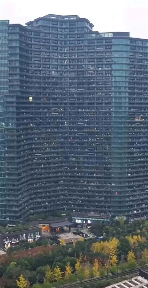 Edificio En China Donde Viven M S De Personas Tiene Su Propio