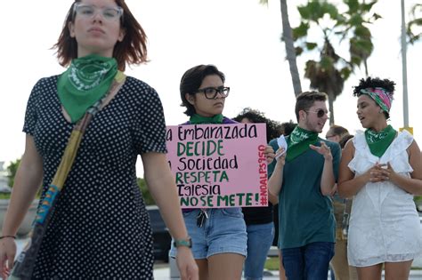 Abortar En Am Rica Latina Y El Caribe Acceso Y Obst Culos Latfem