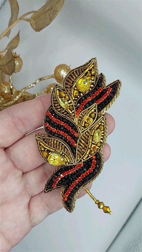 Георгиевская ленточка | Брошь, Бисер, Бисерные украшения