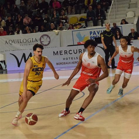 Basket Ball Nationale 2 Masculine Des JSA Bordeaux De Gala Pour La