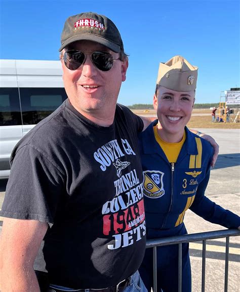 Sgtc Aircraft Structural Instructor Meets First Female Blue Angel Pilot