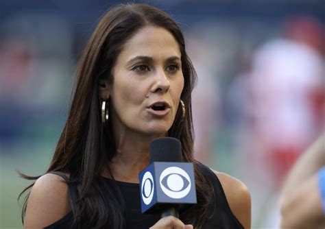 Look: NFL Sideline Reporter Reveals How She Celebrates Thanksgiving ...