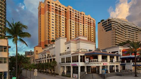 Resort Photo Gallery | Marriott's BeachPlace Towers