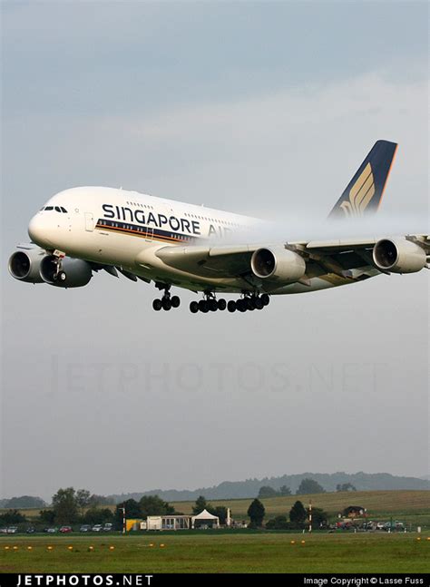 9V SKH Airbus A380 841 Singapore Airlines Lasse Fuss JetPhotos