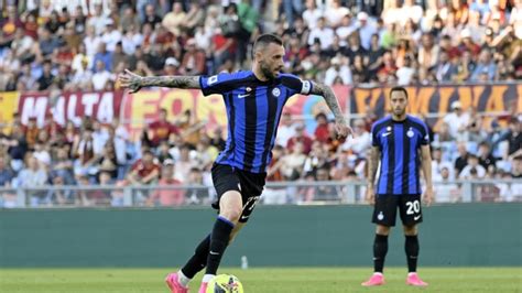 Perch L Inter Vuole Vendere Marcelo Brozovic