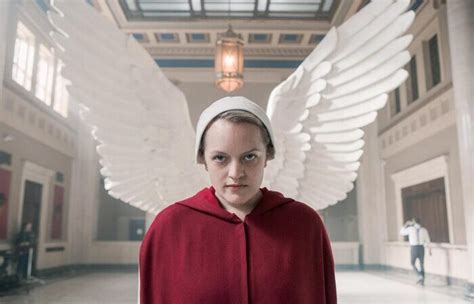 Terceira temporada de The Handmaid s Tale estreia neste mês no