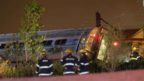 Engineer In Deadly 2015 Philadelphia Amtrak Crash Found Not Guilty Cnn