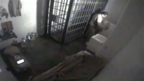 El Chapo Escape Video Shows Moment Guzman Vanished From Prison Cell