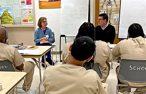 Trinity College Launches New Program at Hartford Correctional Center ...