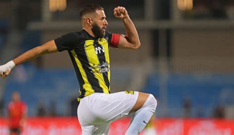 Al Riyadh Vs Al Ittihad Momen Karim Benzema Cetak Gol Perdana Di Liga