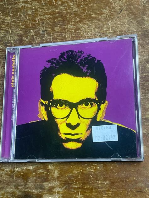 Elvis Costello The Very Best Of Hobbies Toys Music Media Cds