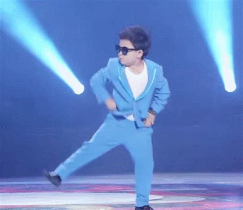 Dancing Boy GIF - Dancing Boy - Discover & Share GIFs | Dancing gif ...