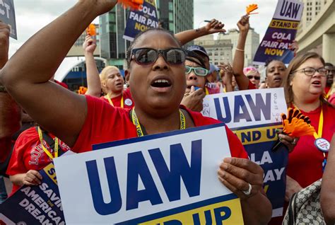 Strike Expands UAW Leader Says Country Cant Continue To Leave Workers