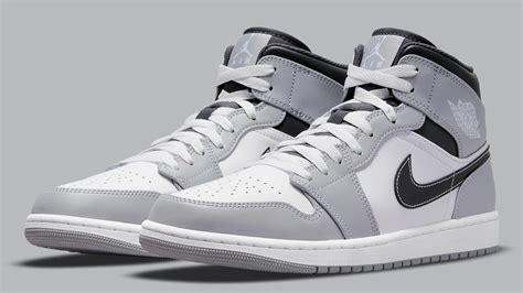 Air Jordan 1 Mid Light Smoke Grey Shelflife