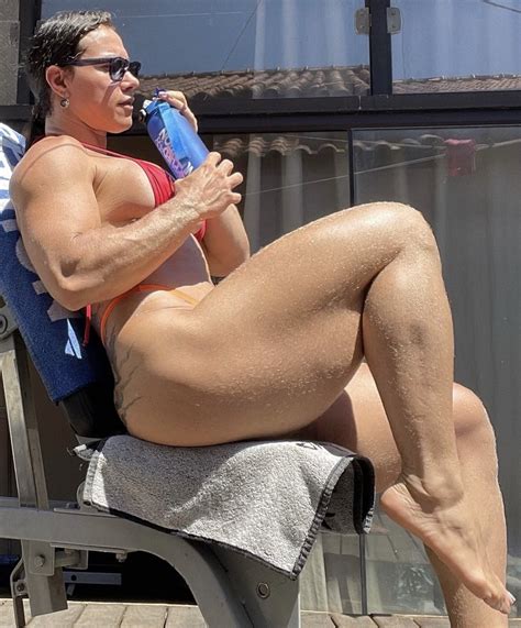 Love Female Bodybuilders Adoro Mulheres Musculosas On Tumblr