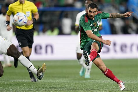 México vence a Ghana en partido amistoso