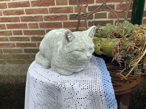 Spinnende Kat Bossewinkel Tuindecoratie