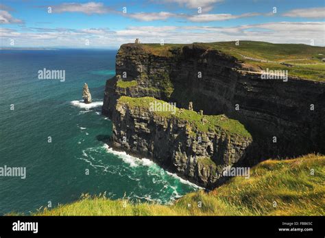 Klippen Von Moher Clare Irland Irenmunster Fotos Und Bildmaterial In