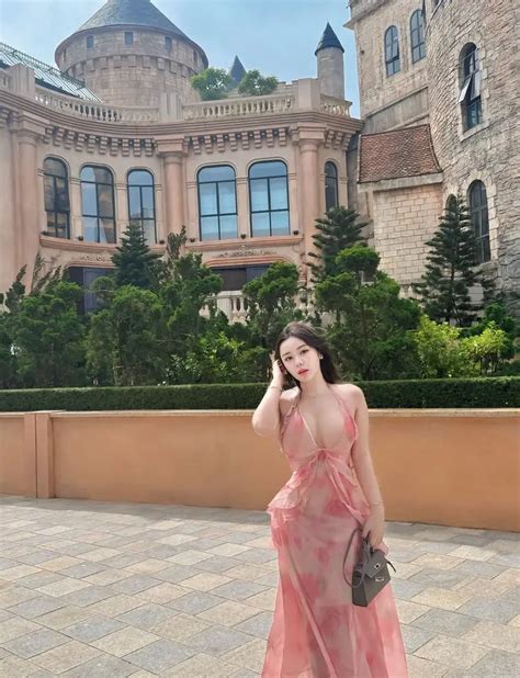 Khám phá 99 ảnh Trần Minh Thiên Di bikini cô cùng quyến rũ và gợi cảm