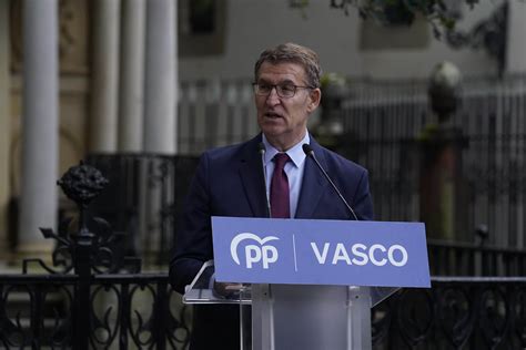 Guiño vasquista de Feijóo para competir con el PNV Ser el PP del País