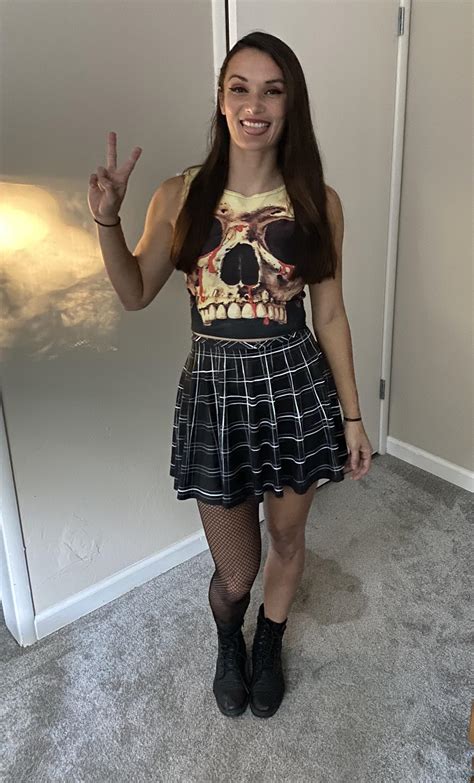 My concert outfit for Oakland tonight! I wish I had the confidence in