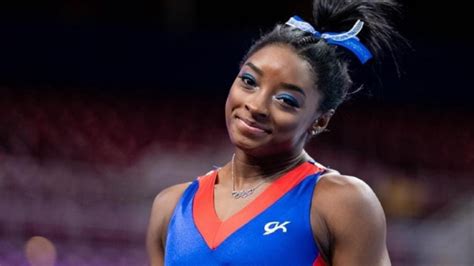 Simone Biles La Gimnasta Que Brilla En Tokio Y Su Resiliencia