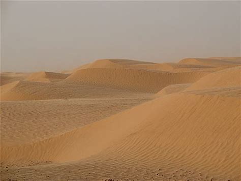 Dunes Désert Ksar Ghilane Région de Tataouine et Médenine