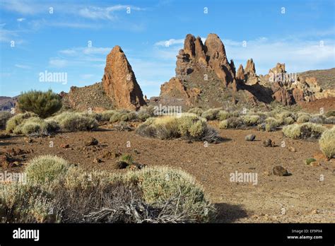 Los Roques De Garcia Las Ca Adas Del Teide Teide National Park World