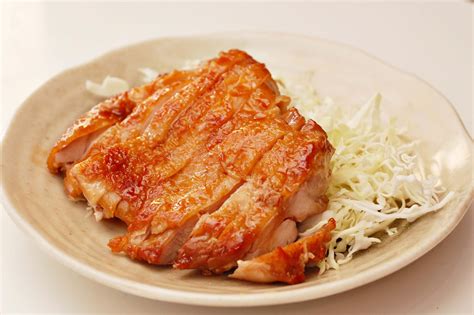 料理初心者でも簡単！片栗粉なしで皮パリパリ「照り焼きチキン」の作り方 簡単男飯レシピ・作り方 Gohan