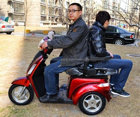 Купить трехколесный электромобиль Двухместный Тяньчэн Лин Юнь ...