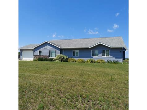 17412 County Road 9 Ne New London Mn 56273 Mls 6260928 Edina Realty