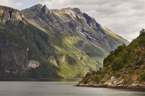 Norwegische Fjordlandschaft Hellesylt Geiranger Kreuzfahrtreise