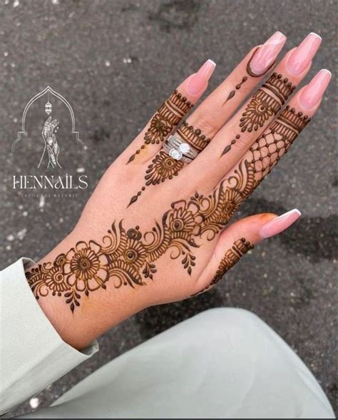 Pin By Poojitha Revunuru On Mehndi Designs Henna Tattoo Kit Mehndi